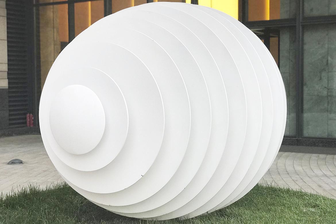 剪纸镂空样式不锈钢雕塑蛋